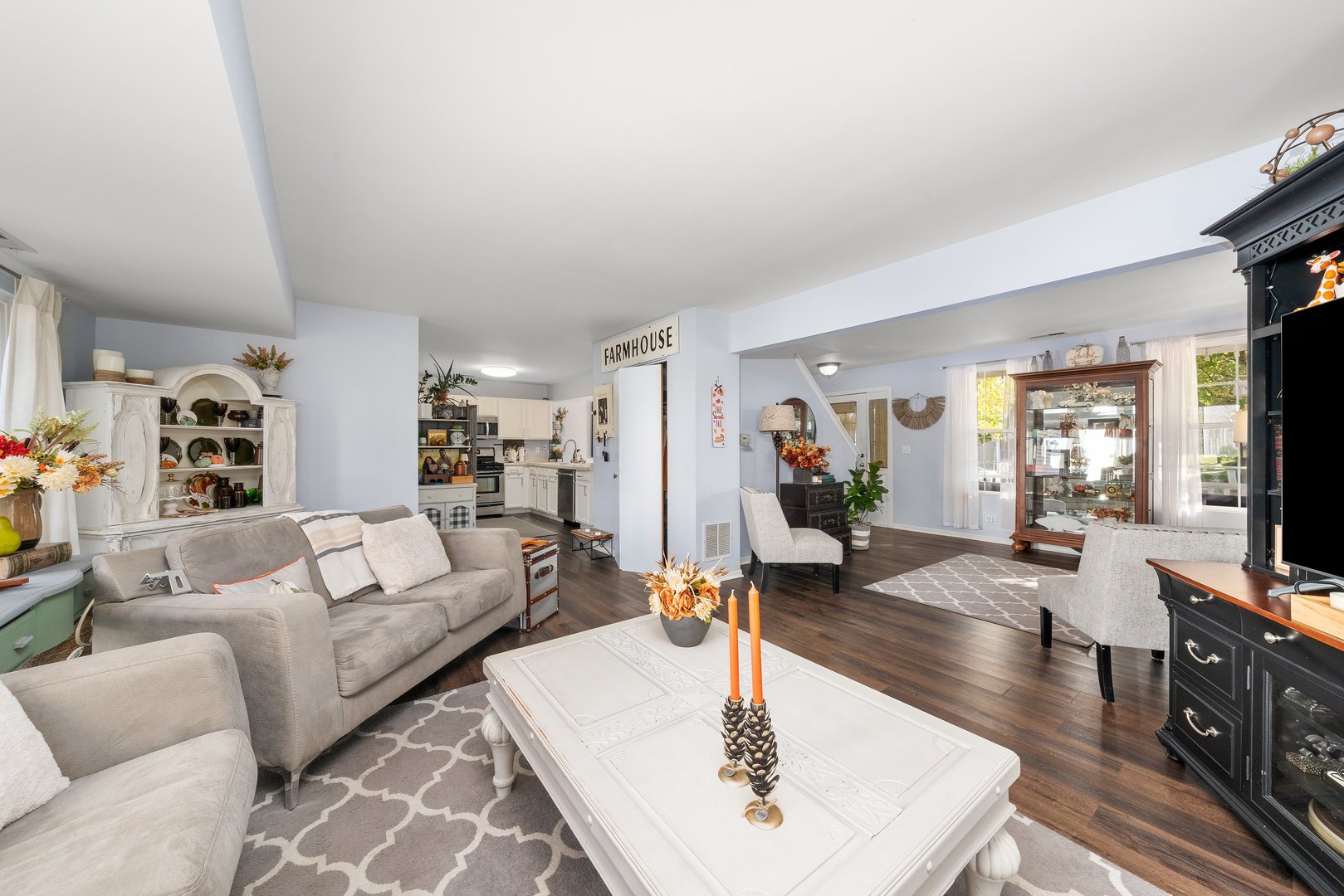 125 Presidential Boulevard