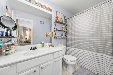 Tiny photo for 125 Presidential Boulevard, Oswego, IL 60543 (MLS # 12504132)