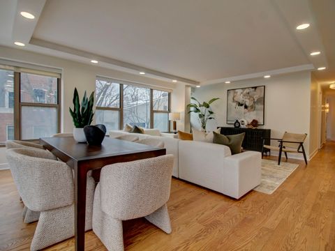 Tiny photo for 2970 N Lake Shore Drive #4D-4E, Chicago, IL 60657 (MLS # 12589510)