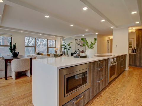 Tiny photo for 2970 N Lake Shore Drive #4D-4E, Chicago, IL 60657 (MLS # 12589510)