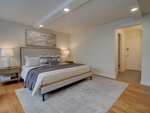 Tiny photo for 2970 N Lake Shore Drive #4D-4E, Chicago, IL 60657 (MLS # 12589510)