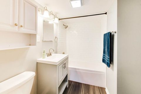 Tiny photo for 1313 S Rebecca Road #116B, Lombard, IL 60148 (MLS # 12671061)