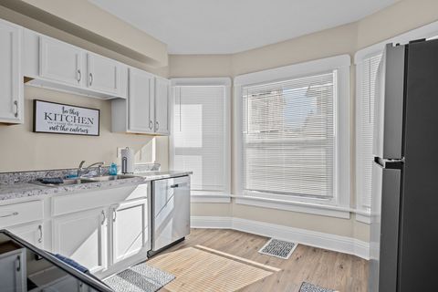 Tiny photo for 1415 N Main Street, Davenport, IA 52803 (MLS # 12617662)