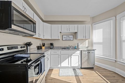 Tiny photo for 1415 N Main Street, Davenport, IA 52803 (MLS # 12617662)