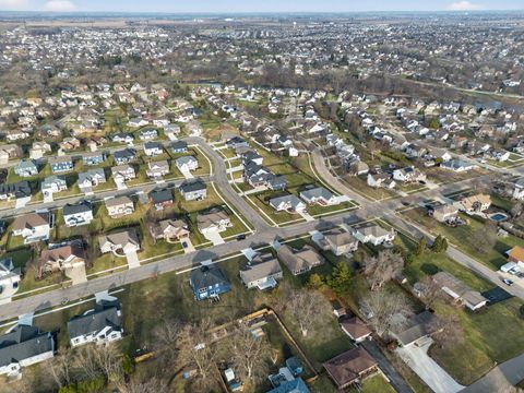 Tiny photo for 20929 Lakewoods Lane, Shorewood, IL 60404 (MLS # 12590951)