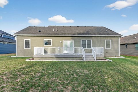 Tiny photo for 20929 Lakewoods Lane, Shorewood, IL 60404 (MLS # 12590951)