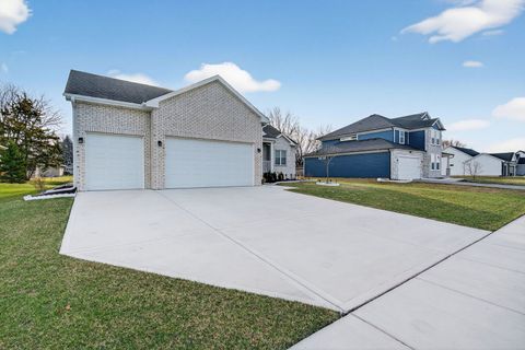 Tiny photo for 20929 Lakewoods Lane, Shorewood, IL 60404 (MLS # 12590951)