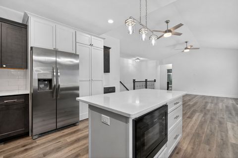 Tiny photo for 20929 Lakewoods Lane, Shorewood, IL 60404 (MLS # 12590951)
