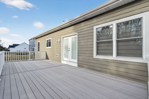 Tiny photo for 20929 Lakewoods Lane, Shorewood, IL 60404 (MLS # 12590951)