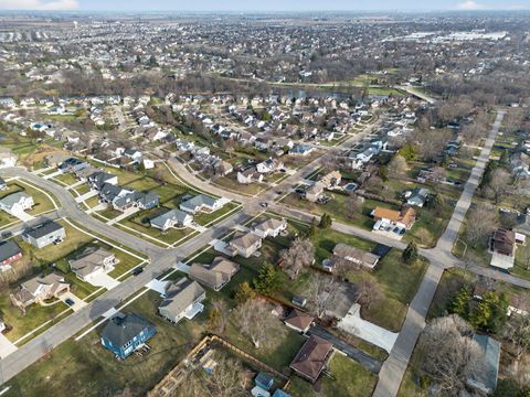 Tiny photo for 20929 Lakewoods Lane, Shorewood, IL 60404 (MLS # 12590951)