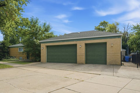 Tiny photo for 1067 W 97th Street, Chicago, IL 60643 (MLS # 12705650)
