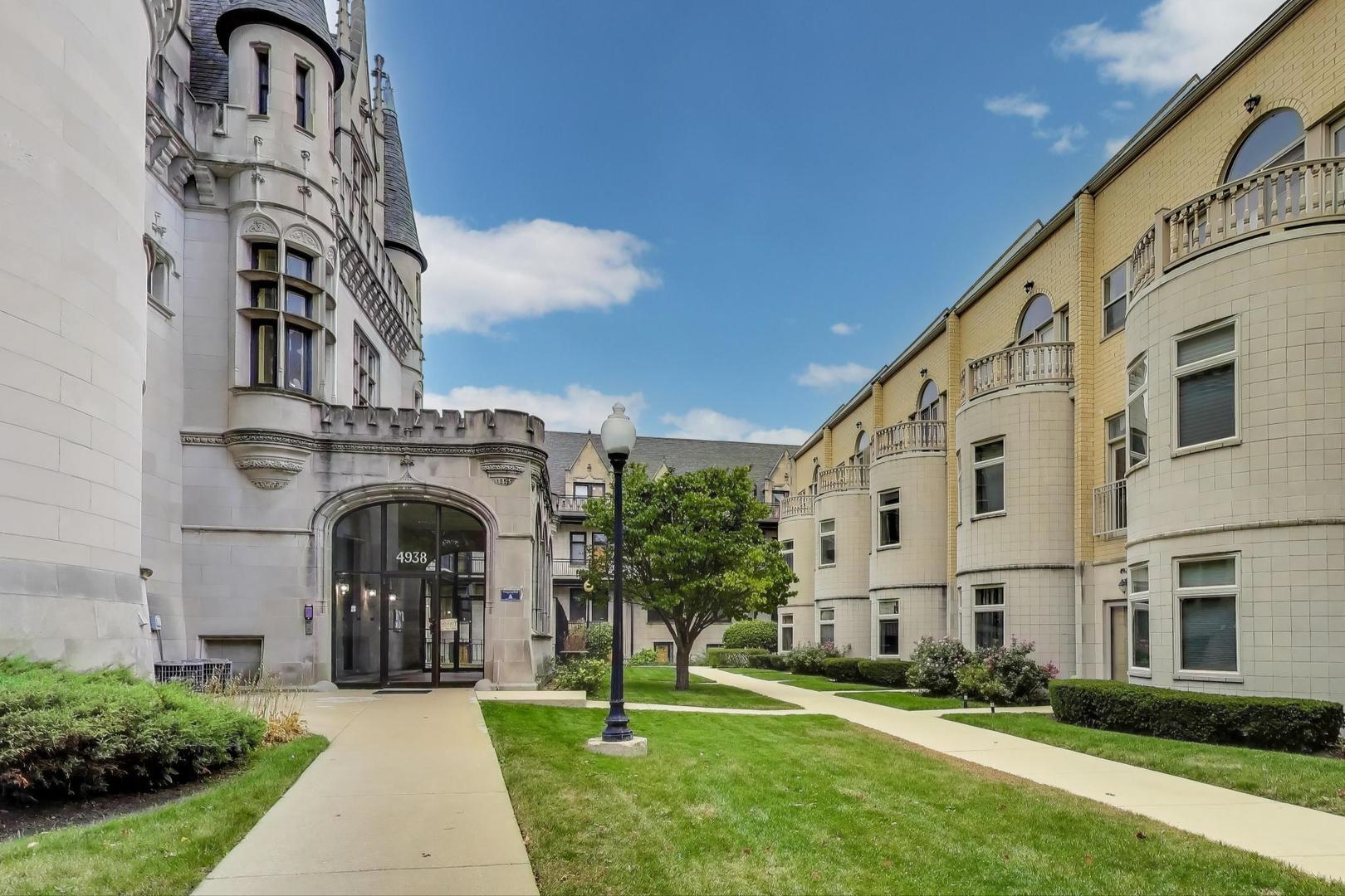 4926 S Drexel Boulevard C