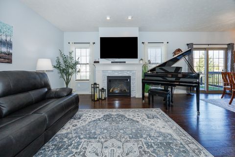 Tiny photo for 2709 Piney Run, Bloomington, IL 61705 (MLS # 12585731)