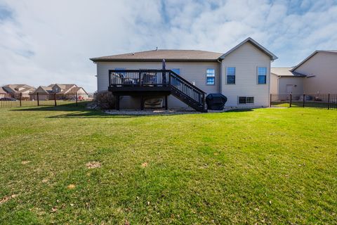 Tiny photo for 2709 Piney Run, Bloomington, IL 61705 (MLS # 12585731)