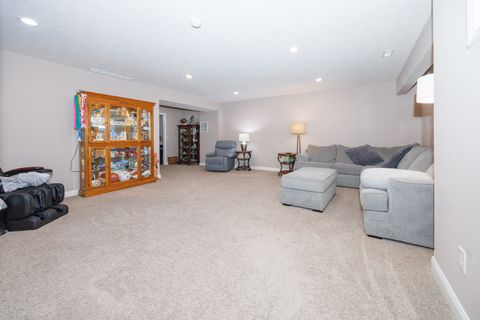 Tiny photo for 2709 Piney Run, Bloomington, IL 61705 (MLS # 12585731)