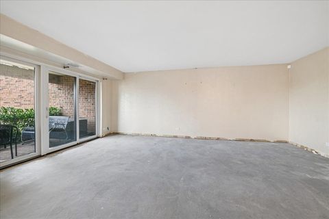 Tiny photo for 1020 N Harlem Avenue #5C, River Forest, IL 60305 (MLS # 12632430)