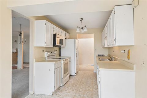 Tiny photo for 1020 N Harlem Avenue #5C, River Forest, IL 60305 (MLS # 12632430)