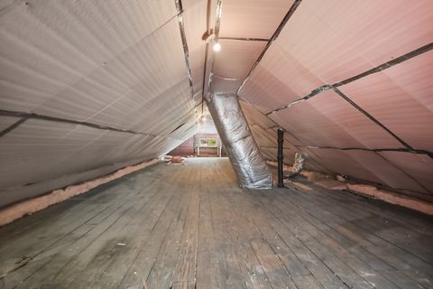 Tiny photo for 8442 S Kingston Avenue, Chicago, IL 60617 (MLS # 12477433)