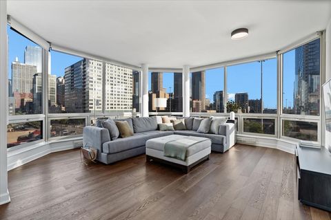 Tiny photo for 720 W RANDOLPH Street #503, Chicago, IL 60661 (MLS # 12620187)