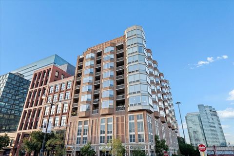 Photo of 720 W RANDOLPH Street #503, Chicago, IL 60661 (MLS # 12620187)