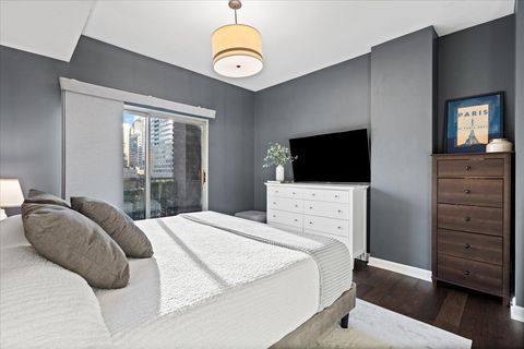 Tiny photo for 720 W RANDOLPH Street #503, Chicago, IL 60661 (MLS # 12620187)