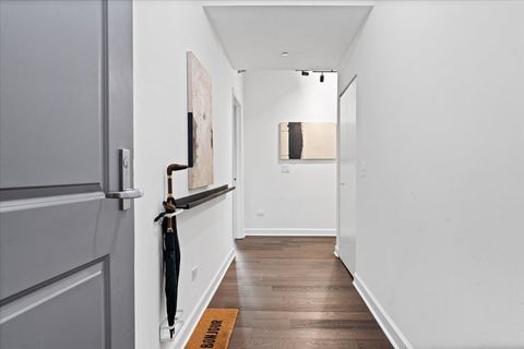 Tiny photo for 720 W RANDOLPH Street #503, Chicago, IL 60661 (MLS # 12620187)