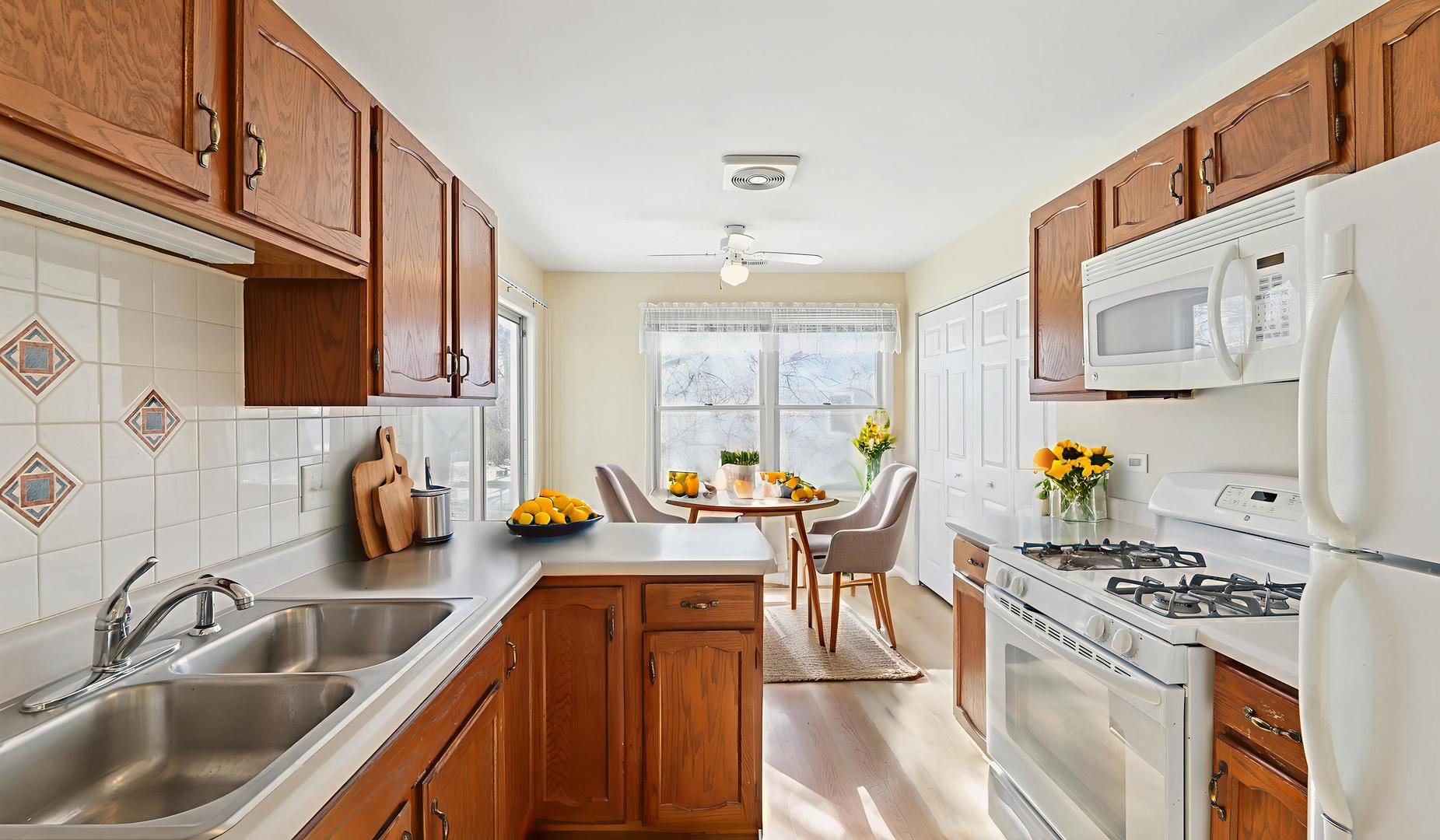 0n155 Windermere Road 1005