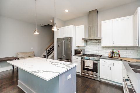 Tiny photo for 2018 S Loomis Street #3, Chicago, IL 60608 (MLS # 12467621)
