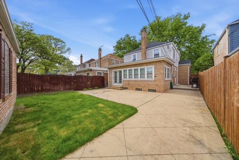 Tiny photo for 7821 W Thorndale Avenue, Chicago, IL 60631 (MLS # 12649363)