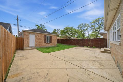 Tiny photo for 7821 W Thorndale Avenue, Chicago, IL 60631 (MLS # 12649363)