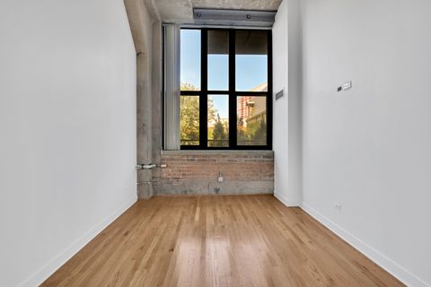 Tiny photo for 320 E 21st Street #204, Chicago, IL 60616 (MLS # 12455090)