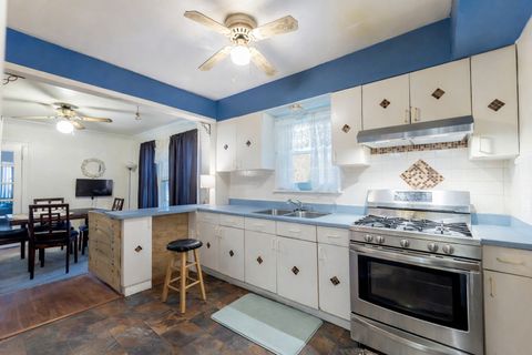 Tiny photo for 8129 S Cornell Avenue, Chicago, IL 60617 (MLS # 12615363)