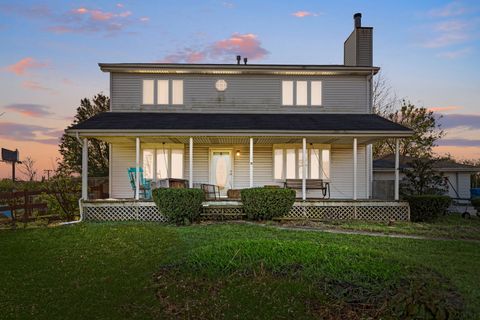 A home in Country Club Hills