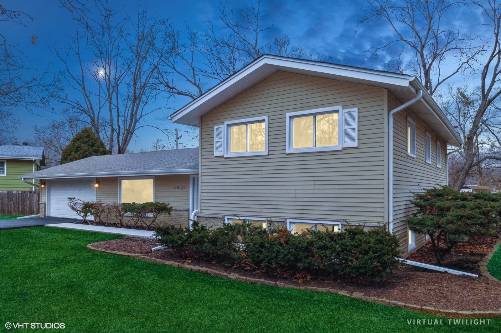 22W650 Arbor Lane