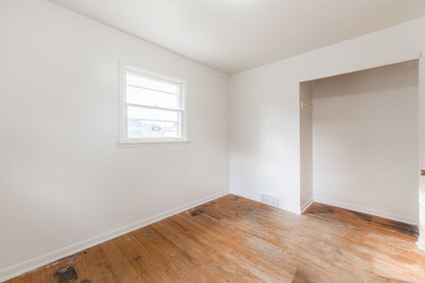 Tiny photo for 358 N Craig Place, Lombard, IL 60148 (MLS # 12480279)