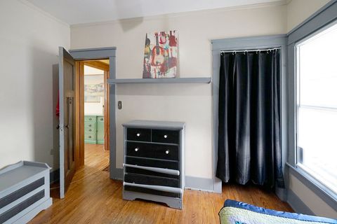 Tiny photo for 149 S Gladstone Avenue, Aurora, IL 60506 (MLS # 12515106)