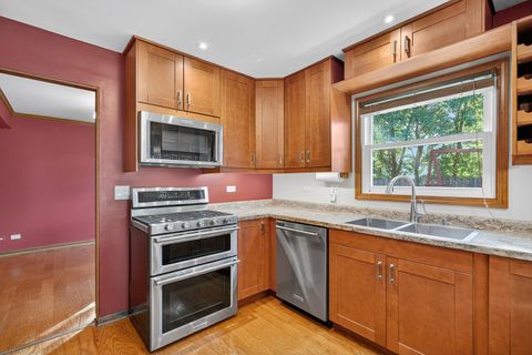 Tiny photo for 306 Orchard Lane, Bloomingdale, IL 60108 (MLS # 12490892)