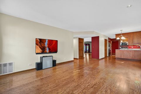 Tiny photo for 306 Orchard Lane, Bloomingdale, IL 60108 (MLS # 12490892)