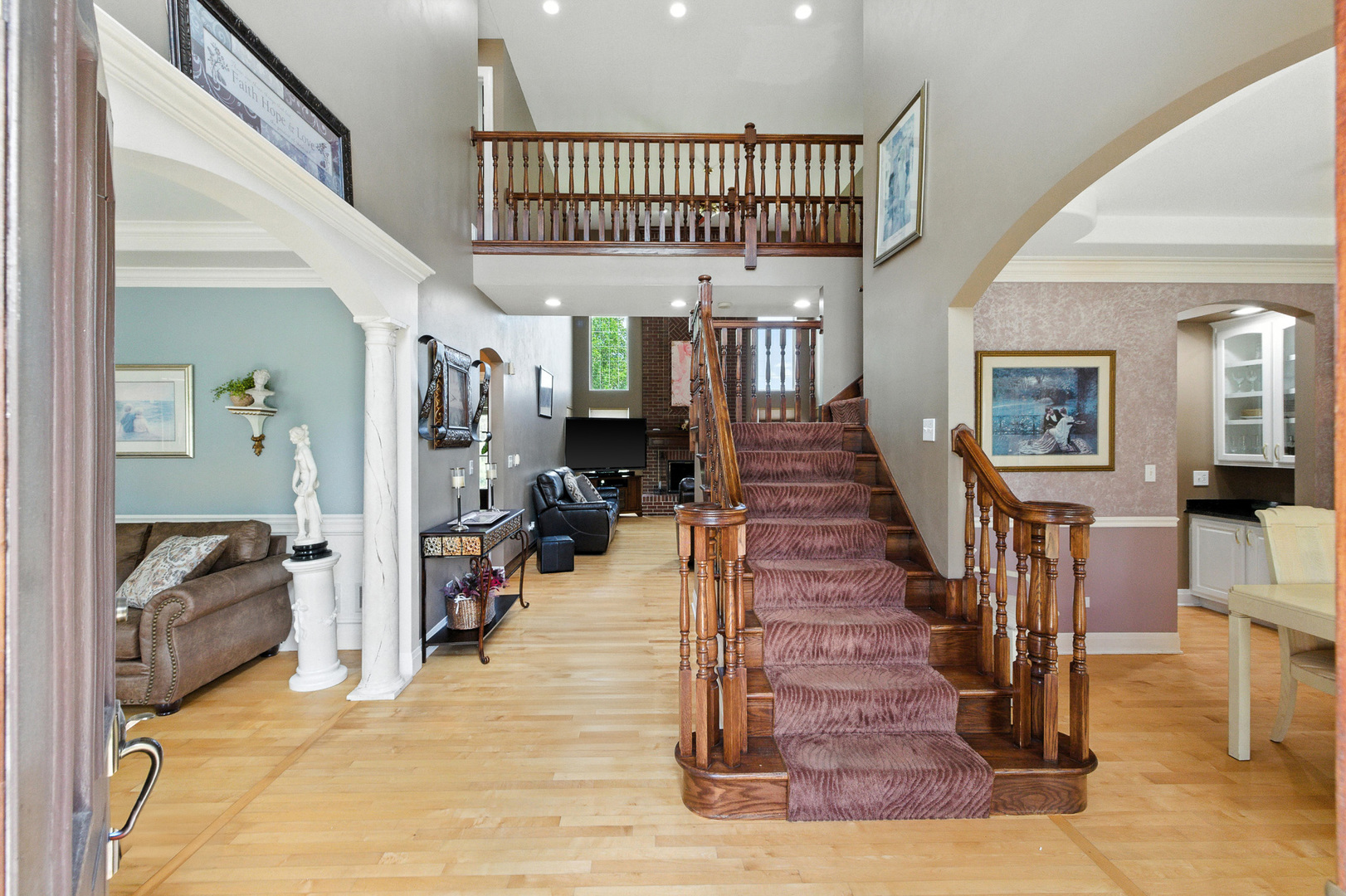 7n399 Homeward Glen Drive