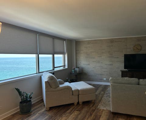 Tiny photo for 6301 N Sheridan Road #18E, Chicago, IL 60660 (MLS # 12668602)