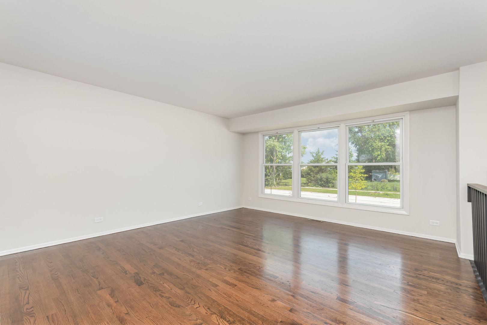 47 W Central Avenue
