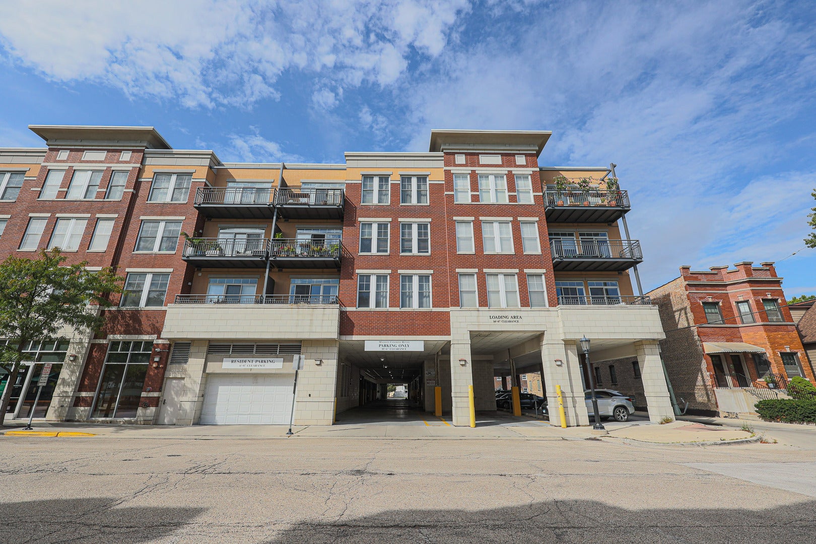 7243 Madison Street 318