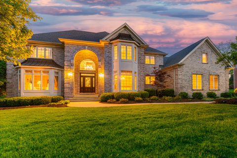 38W185 Heritage Oaks Drive St. Charles IL 60175