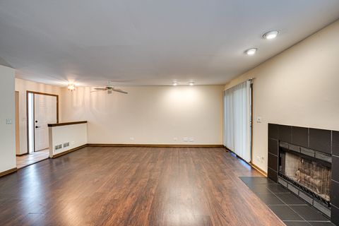 Tiny photo for 1640 HILTON HEAD Drive, Naperville, IL 60563 (MLS # 12452070)