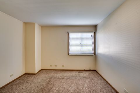 Tiny photo for 1640 HILTON HEAD Drive, Naperville, IL 60563 (MLS # 12452070)