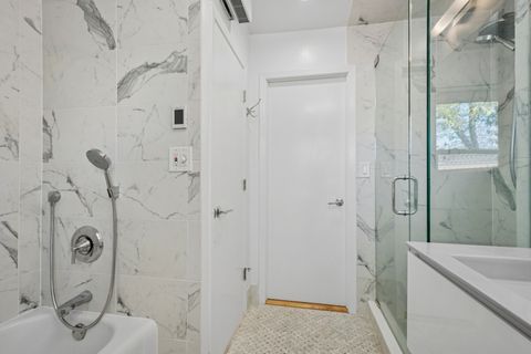 Tiny photo for 5228 N Virginia Avenue, Chicago, IL 60625 (MLS # 12509842)