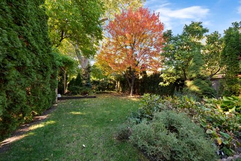 Tiny photo for 5228 N Virginia Avenue, Chicago, IL 60625 (MLS # 12509842)