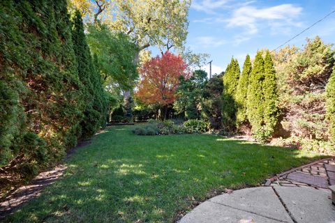 Tiny photo for 5228 N Virginia Avenue, Chicago, IL 60625 (MLS # 12509842)