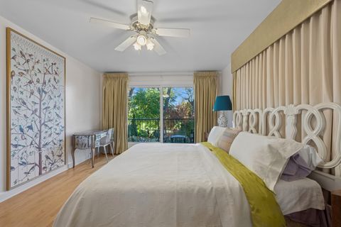 Tiny photo for 5228 N Virginia Avenue, Chicago, IL 60625 (MLS # 12509842)