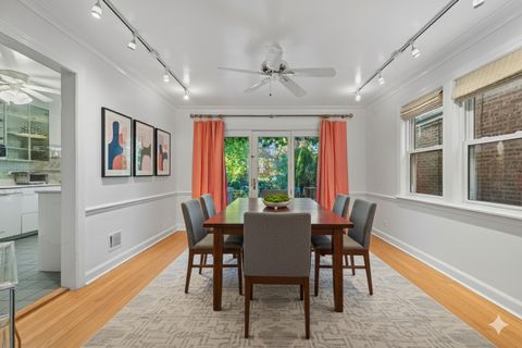 Tiny photo for 5228 N Virginia Avenue, Chicago, IL 60625 (MLS # 12509842)